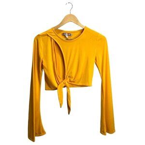 NWT URBAN OUTFITTERS UO Elle Keyhole Crop Top XS Flare Sleeve Tie Front NEW